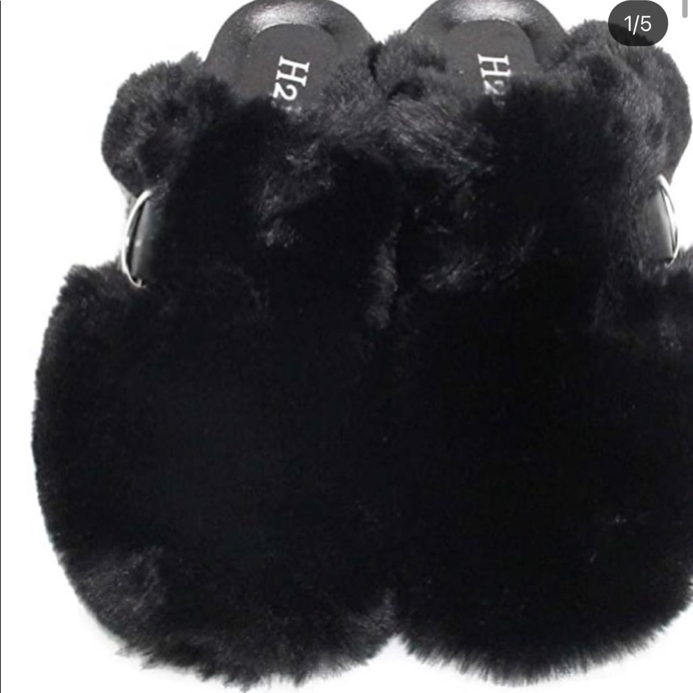 H2K fur slip on slippers